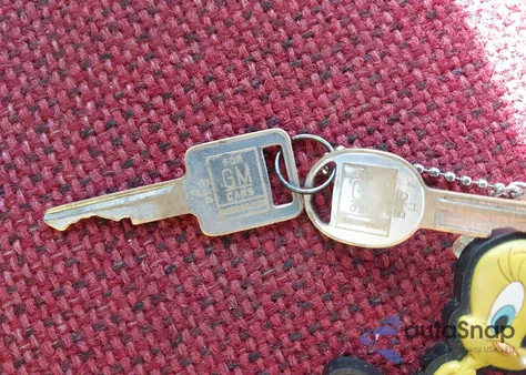 1994 GMC Sierra C1500 из США, поврежденный, VIN 1GTEC14Z7RZ521026